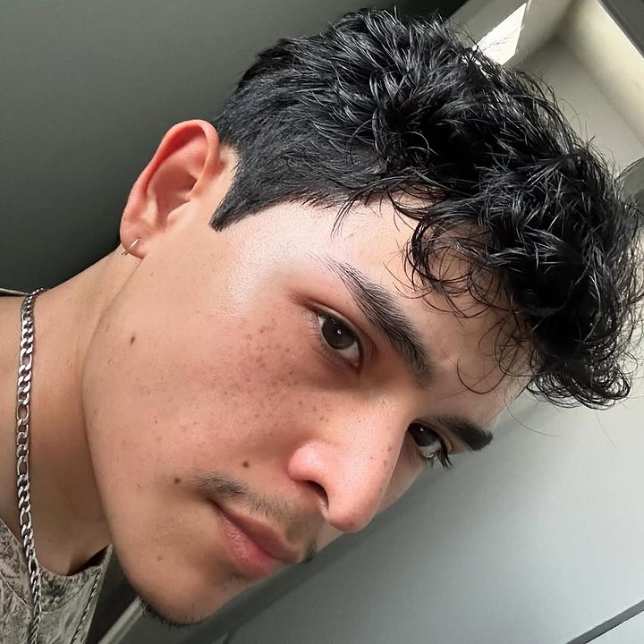 Póster Aksel Gómez