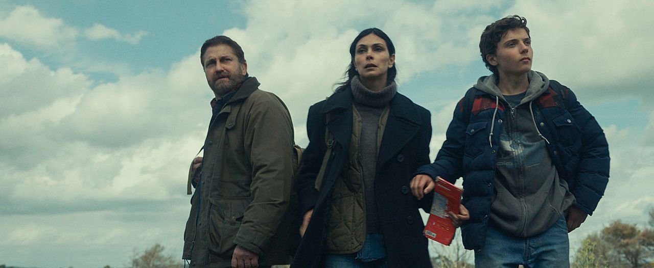 El Día del Fin del Mundo Migración : Foto Morena Baccarin, Gerard Butler, Roman Griffin Davis