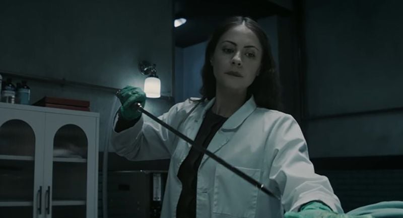 The Mortuary Assistant : Foto Willa Holland