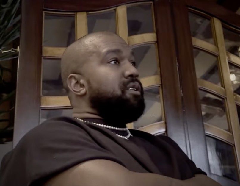 De Kanye a Ye, ¿El nombre de quién? : Foto Kanye West