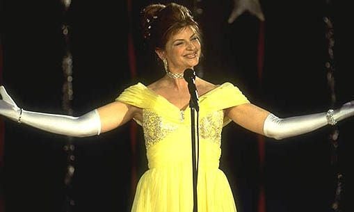 Muérete bonita : Foto Michael Patrick Jann, Kirstie Alley