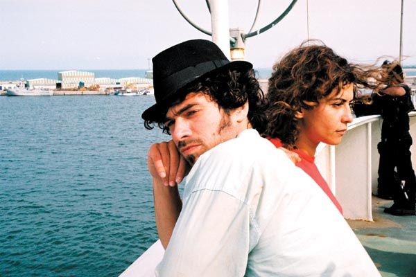 Foto Lubna Azabal, Romain Duris