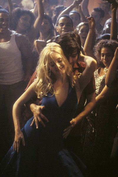 Baile caliente: noches de la Habana : Foto Diego Luna, Romola Garai