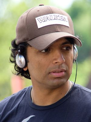 Póster M. Night Shyamalan
