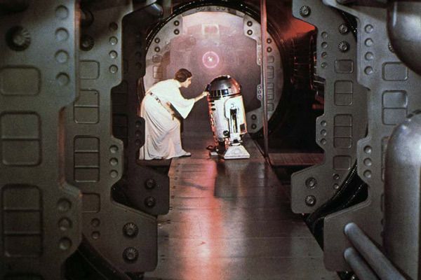 Star Wars: Episodio IV - Una nueva esperanza : Foto Kenny Baker, Carrie Fisher