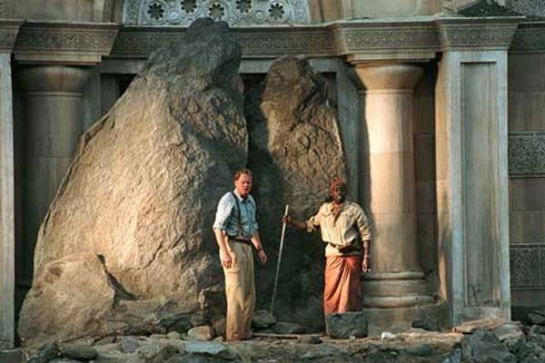 El Exorcista: el comienzo : Foto Stellan Skarsgård, Renny Harlin