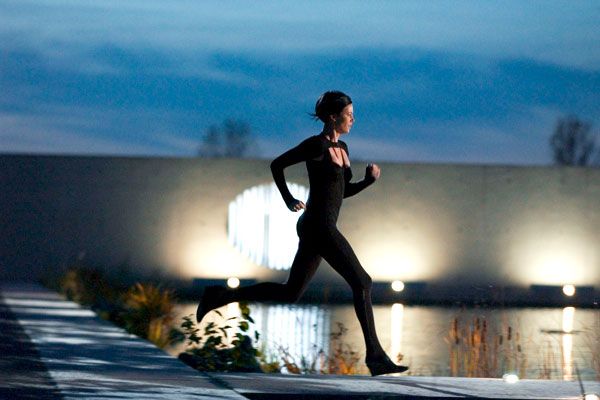 Æon Flux : Foto Karyn Kusama, Charlize Theron