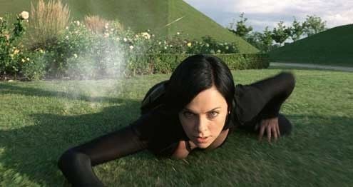 Æon Flux : Foto Karyn Kusama, Charlize Theron