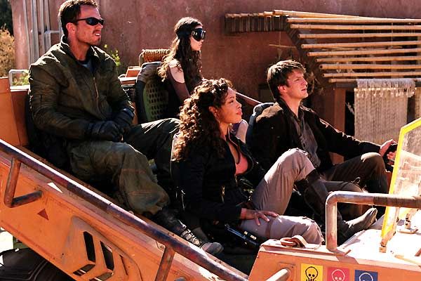 Serenity : Foto Nathan Fillion, Gina Torres