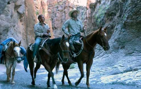 Foto Tommy Lee Jones, Barry Pepper