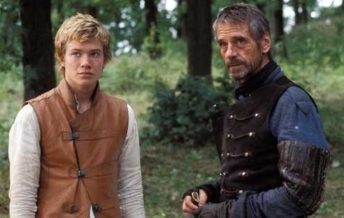 Foto Jeremy Irons, Ed Speleers