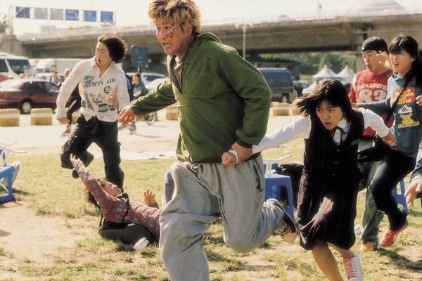 El huésped : Foto Song Kang-Ho