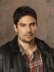 Póster D.J. Cotrona