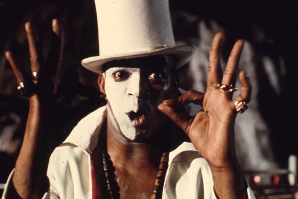 Vive y deja morir : Foto