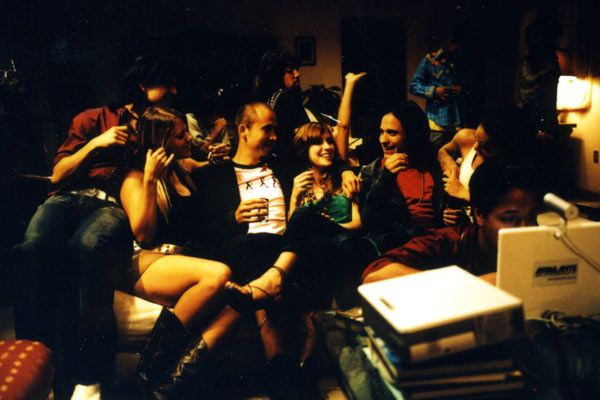 Déficit : Foto Gael García Bernal