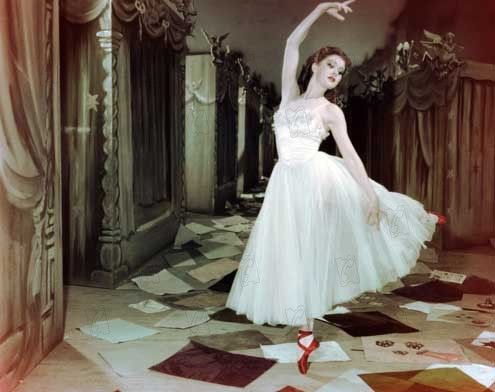 Las zapatillas rojas : Foto