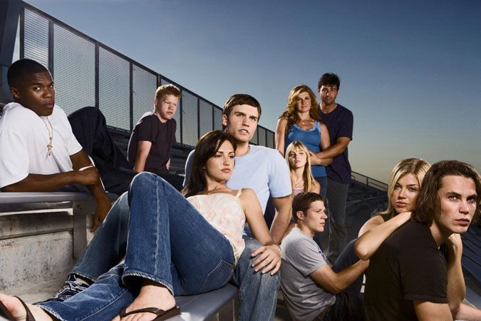 Foto Minka Kelly, Adrianne Palicki, Zach Gilford, Taylor Kitsch, Scott Porter, Gaius Charles, Connie Britton, Jesse Plemons, Kyle Chandler