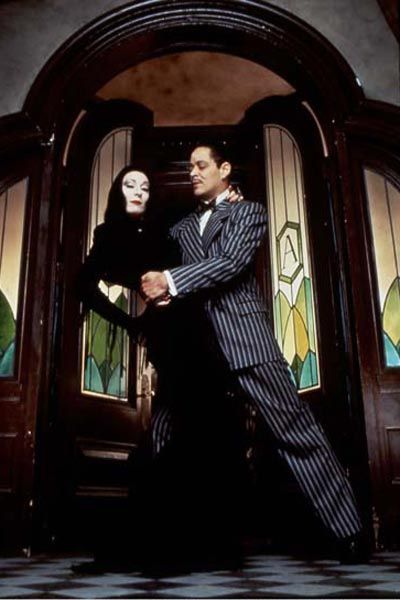 Los locos Addams : Foto Raúl Julia, Anjelica Huston