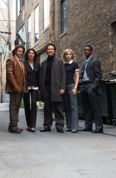 Foto Timothy Hutton, Aldis Hodge