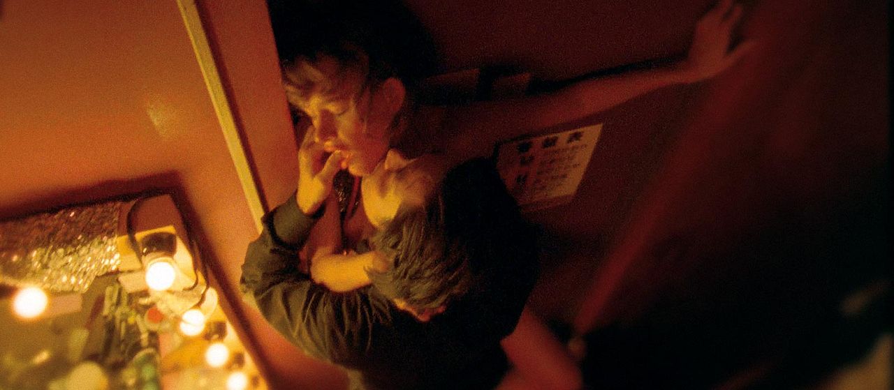 Enter the Void : Foto