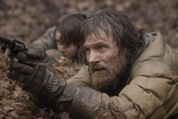 El último camino : Foto Kodi Smit-McPhee, Viggo Mortensen