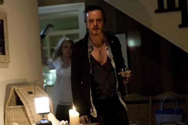 La venganza de la casa del lago : Foto Dennis Iliadis, Aaron Paul