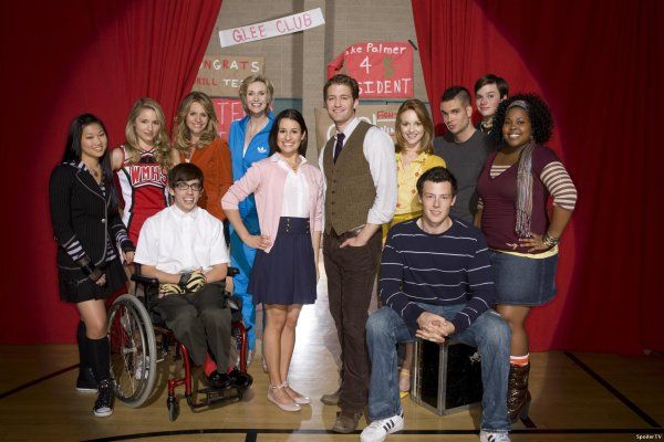 Foto Dianna Agron, Chris Colfer, Mark Salling, Amber Riley, Jenna Ushkowitz, Kevin McHale, Jane Lynch, Jessalyn Gilsig, Lea Michele, Jayma Mays, Matthew Morrison, Cory Monteith