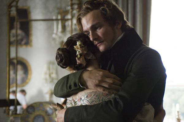 La reina joven : Foto Emily Blunt, Rupert Friend