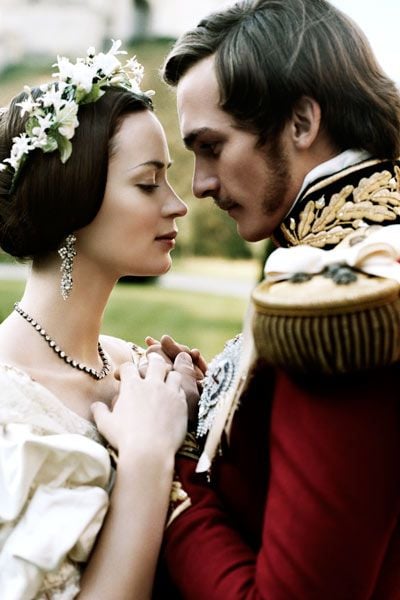 La reina joven : Foto Emily Blunt, Rupert Friend