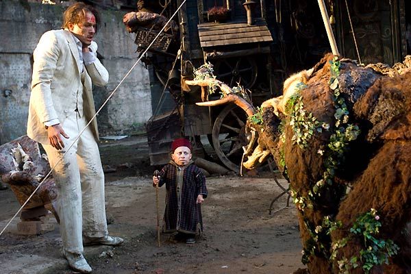El imaginario del Doctor Parnassus : Foto Heath Ledger, Verne Troyer