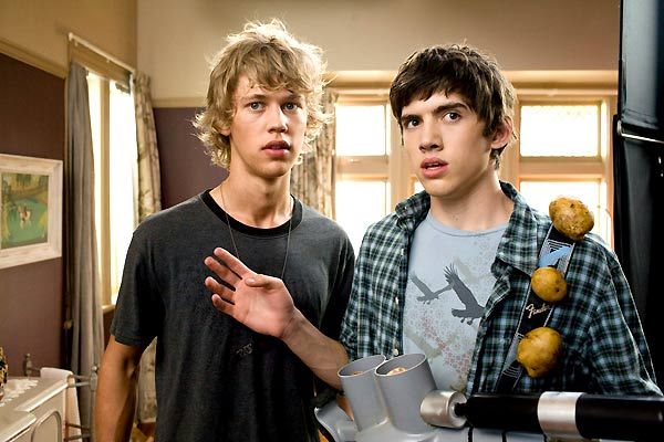 Pequeños invasores : Foto Austin Butler, Carter Jenkins