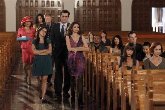 Modern Family : Foto Jesse Tyler Ferguson, Stephanie Beatriz, Ty Burrell