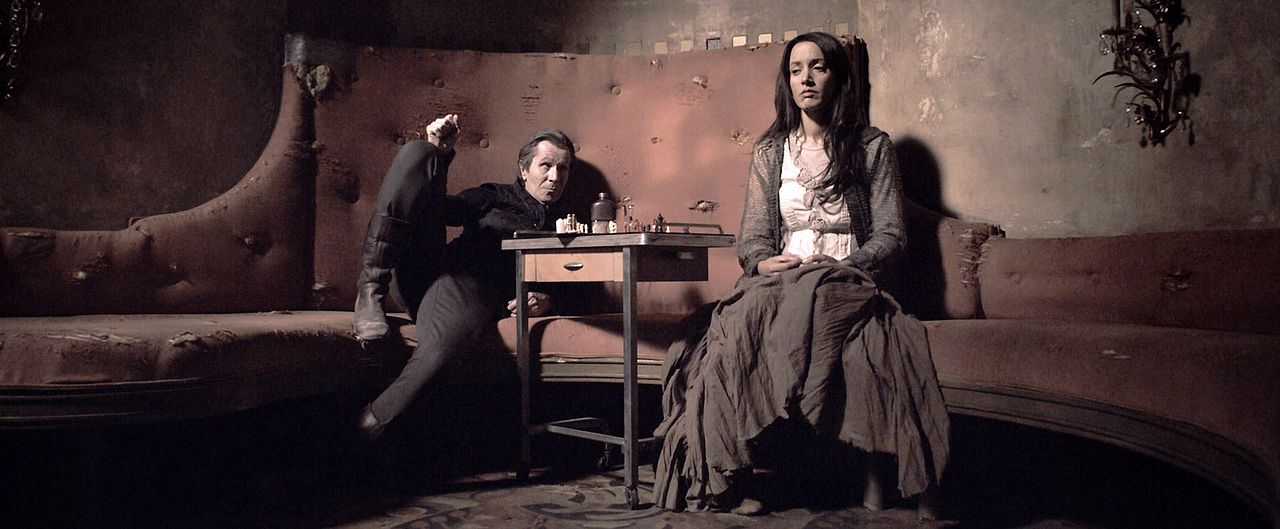 El libro de los secretos : Foto Gary Oldman