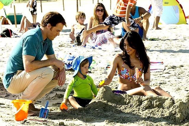 Dexter : Foto Aimee Garcia, Michael C. Hall