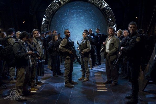 Stargate Universe : Foto Ming-Na Wen, Patrick Gilmore (I), Julia Benson