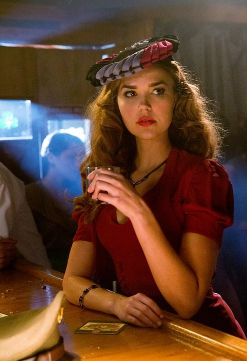 The Vampire Diaries : Foto Arielle Kebbel