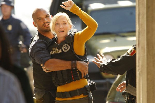 Foto Kelli Giddish, Amaury Nolasco