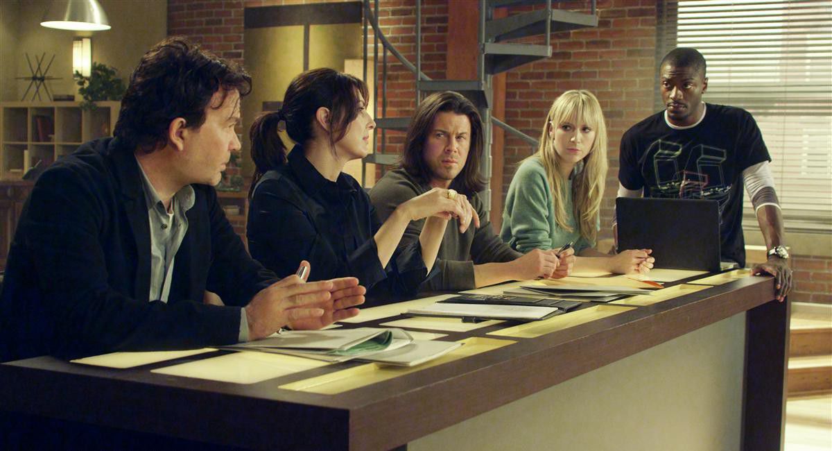 Foto Aldis Hodge, Timothy Hutton