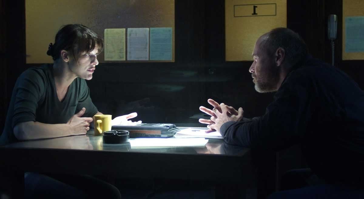 El cuarto contacto : Foto Milla Jovovich, Will Patton