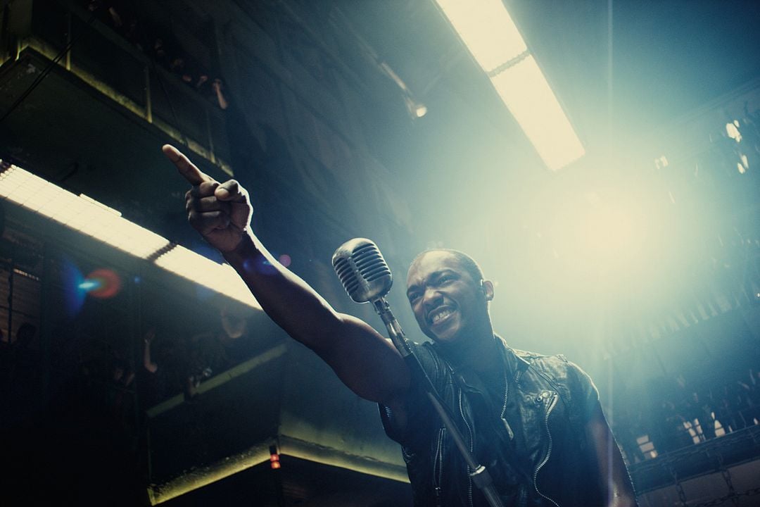 Gigantes de acero : Foto Anthony Mackie