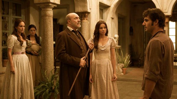 Foto Adriana Torrebejano, Antonio Velázquez, Silvia Alonso