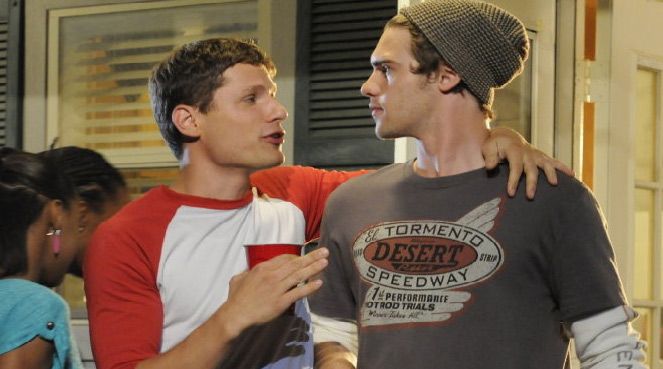Foto Matt Lauria, Grey Damon