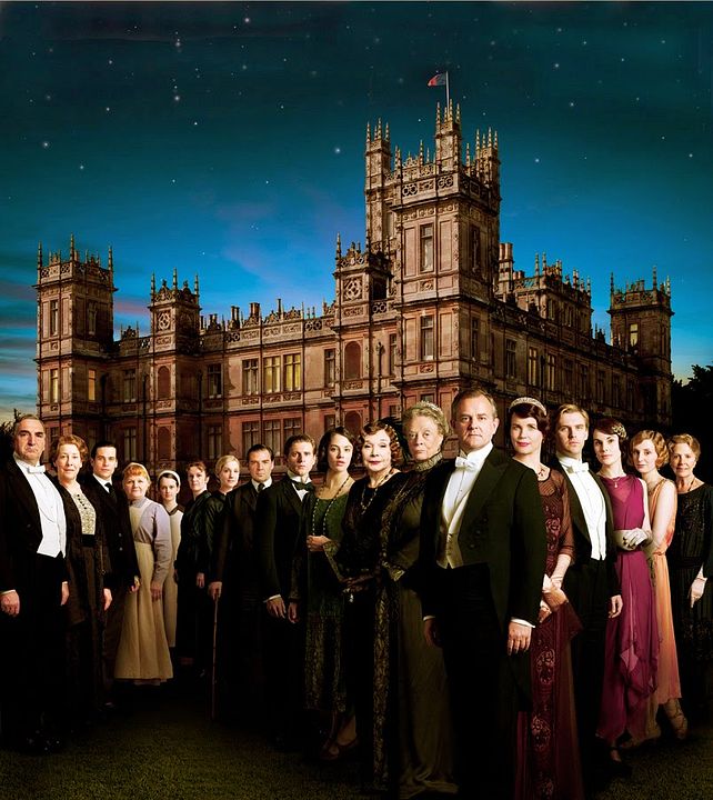 Foto Jessica Brown Findlay, Jim Carter, Shirley MacLaine, Michelle Dockery, Rob James-Collier, Elizabeth McGovern, Hugh Bonneville, Laura Carmichael, Maggie Smith