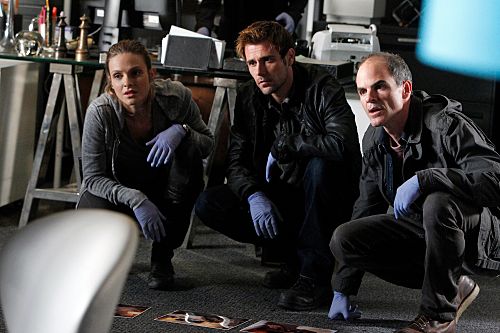 Criminal Minds: Suspect Behavior : Foto Michael Kelly, Beau Garrett, Matt Ryan