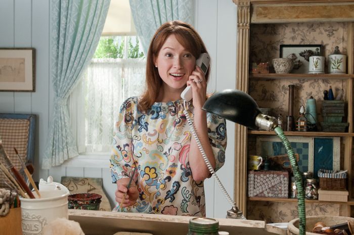 Damas en guerra : Foto Ellie Kemper
