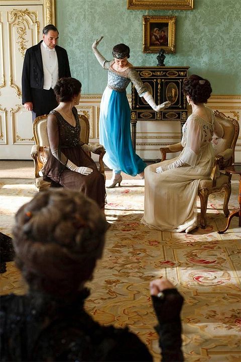 Foto Maggie Smith, Jim Carter, Michelle Dockery, Elizabeth McGovern, Jessica Brown Findlay