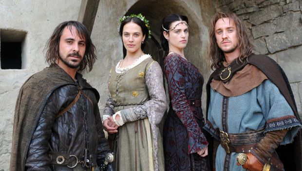 Foto Tom Felton, Emun Elliott, Jessica Brown Findlay