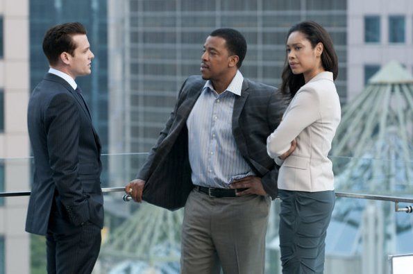 Suits : Foto Russell Hornsby, Gabriel Macht, Gina Torres