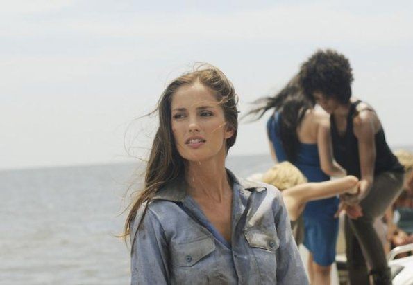 Foto Minka Kelly, Rachael Taylor