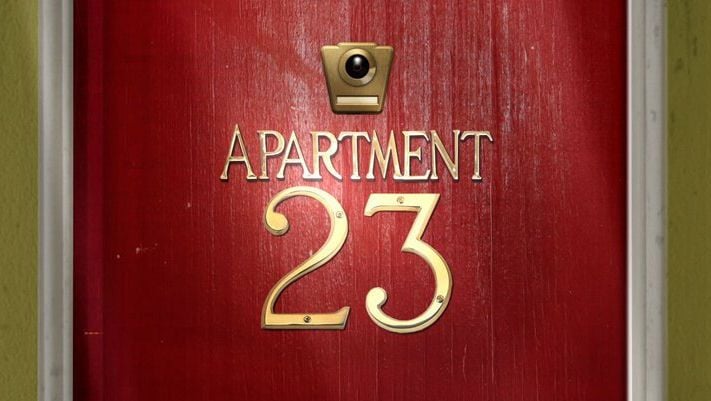 Don't Trust The B---- in Apartment 23 : Foto